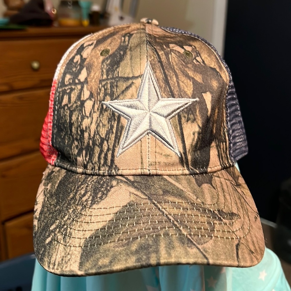 Pit bull hat